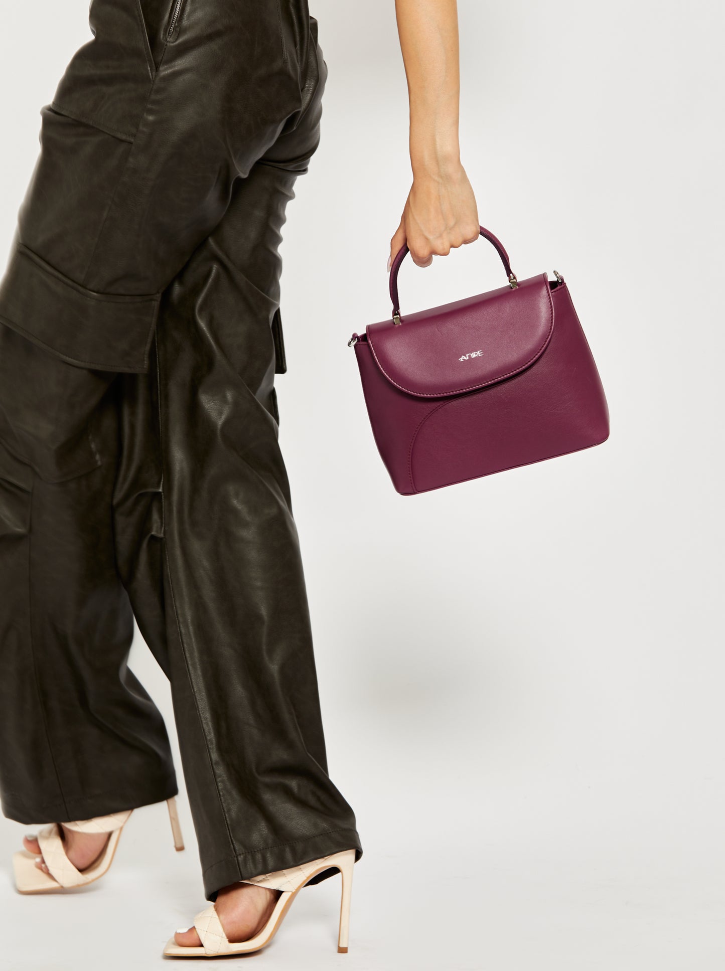 Jodi Top Handle Plum me